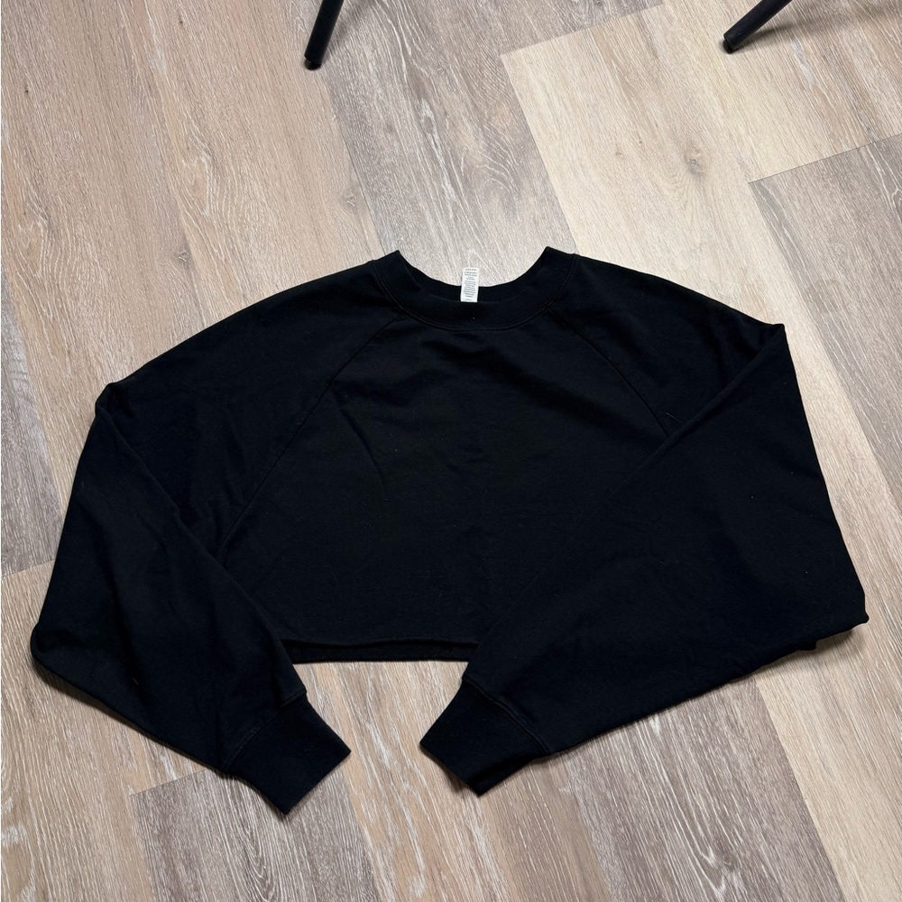 Alo Yoga Cropped Long Sleeve Top